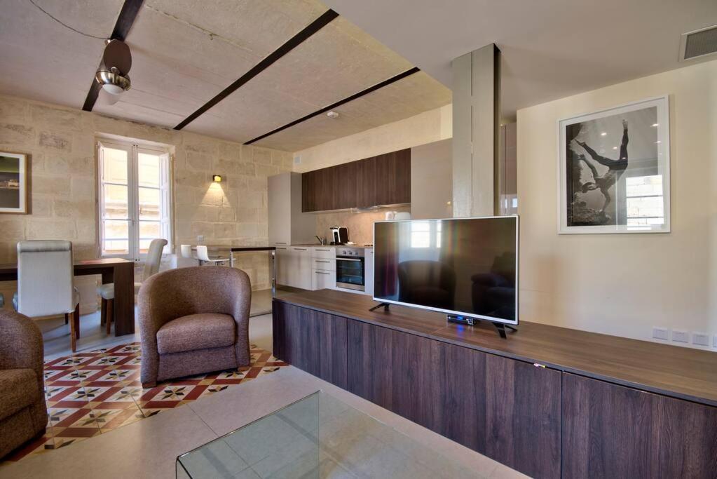 Vallettastay - Orangerie Two Bedroom 402 Appartamento *